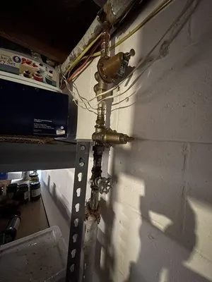 Trusted Handyman services Logo