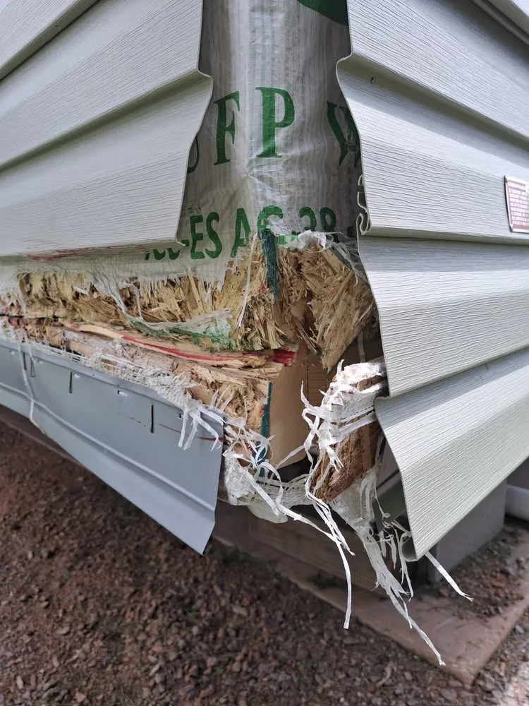 Slide of TT and J Handyman Services