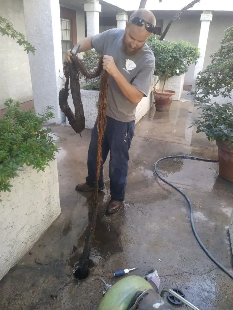 Slide of T&T Plumbing