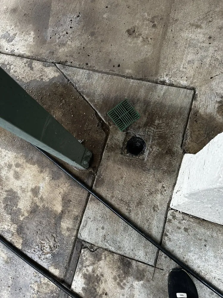 Slide of Twin Drain Service