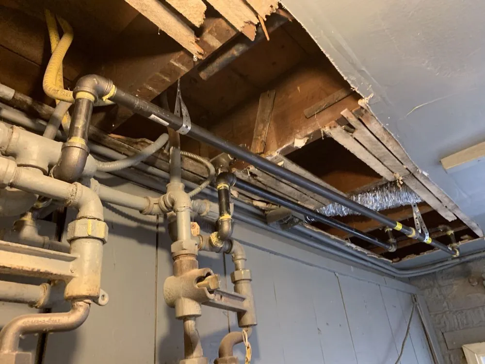 Slide of Twin Eagles Plumbing And Water Cleanup