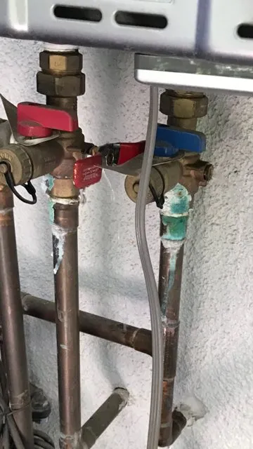 Slide of Twins Plumbing & Rooter