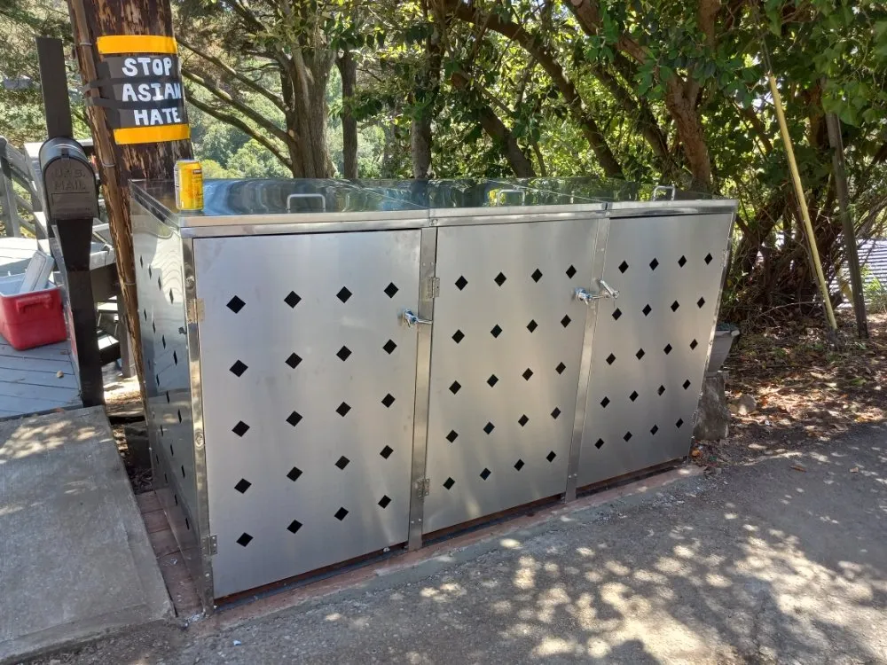 Slide of Two Sons Handymen