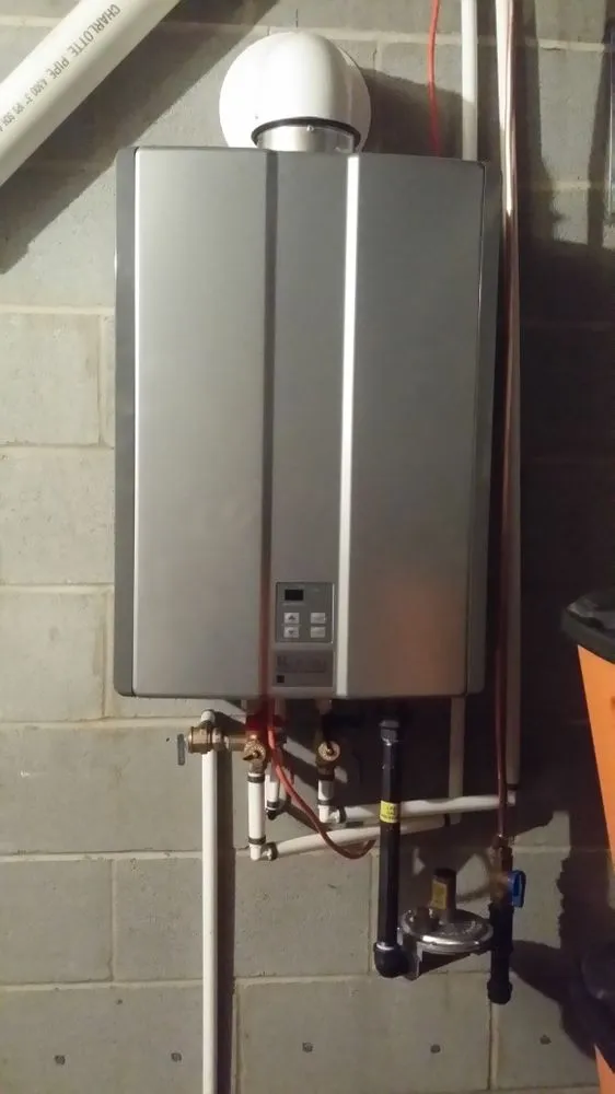 Slide of Tyson Hooker