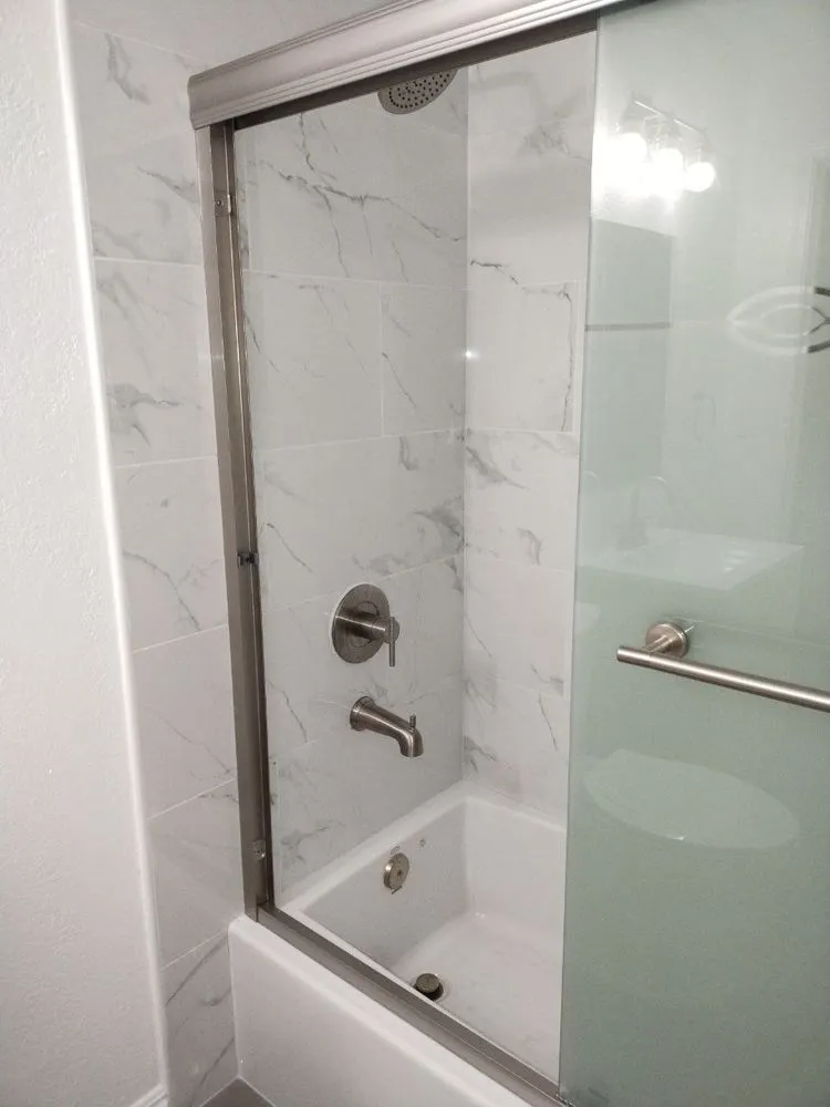 Slide of Ukrainian Handyman Service