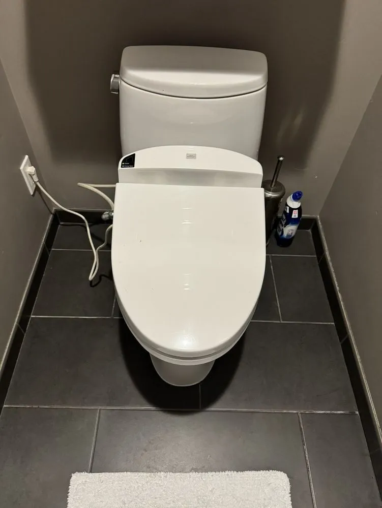 Slide of Ukrainian Handyman Service