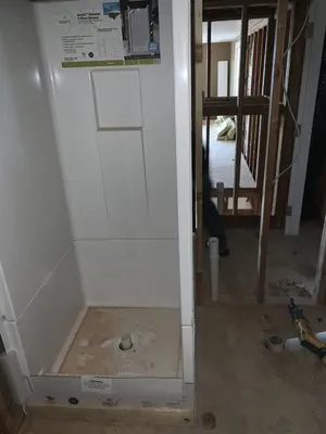 Uncle Marcs Plumbing Logo