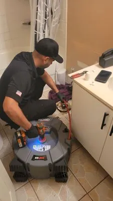 Unclog Plumbing Services 24/7 Logo