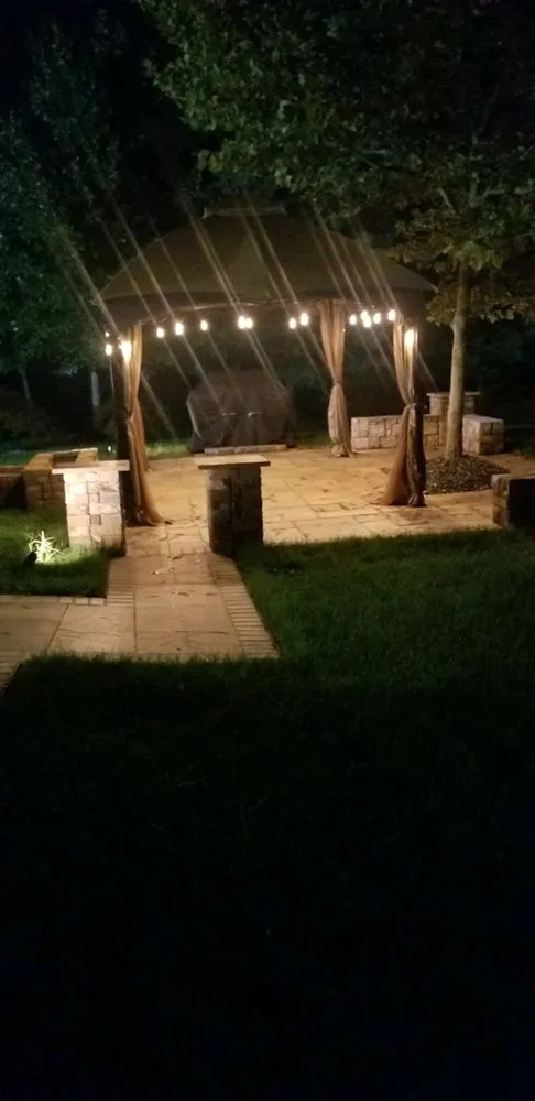 Slide of Unique Home and Landscaping Designs