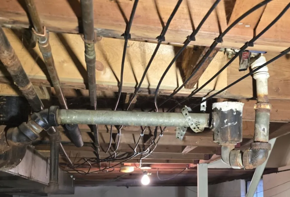 Emergency plumbing repair in Akron, OH by Unique Plumbing & Drain