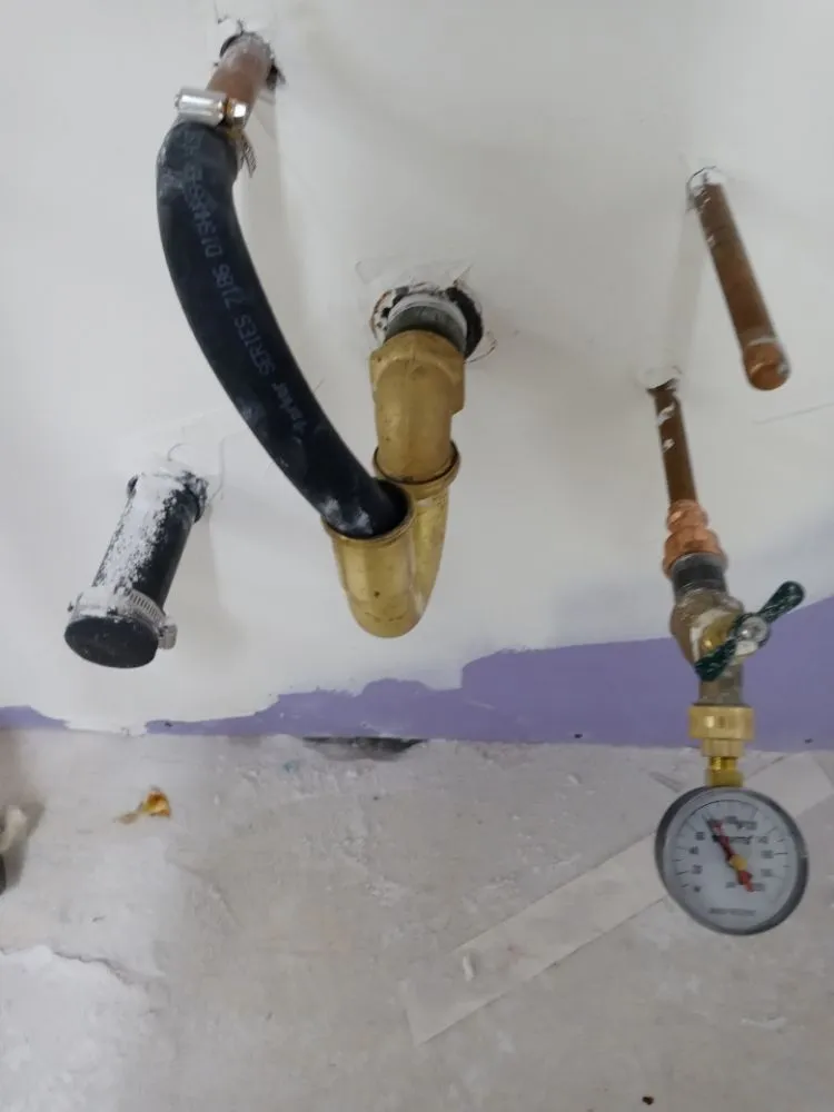 Professional pipe repair service in Oxnard, CA - United CA Plumbing