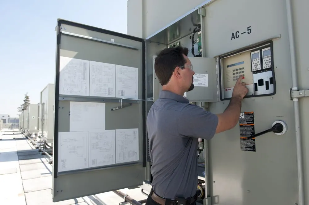 Slide of United Mechanical