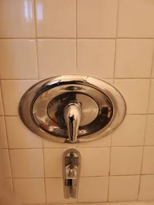 United Plumbing Logo