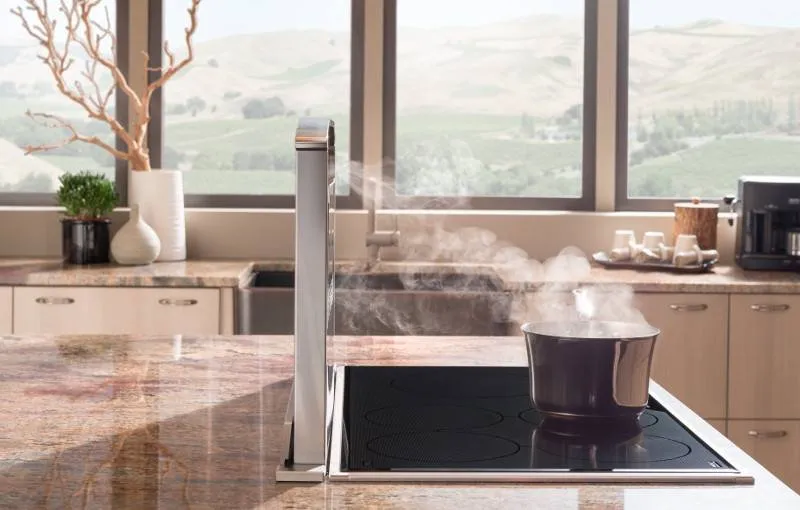 Expert water heater service for homes in Calabasas, CA by Universal Appliance And Kitchen Center