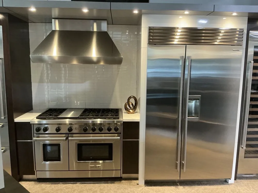 Slide of Universal Appliance And Kitchen Center