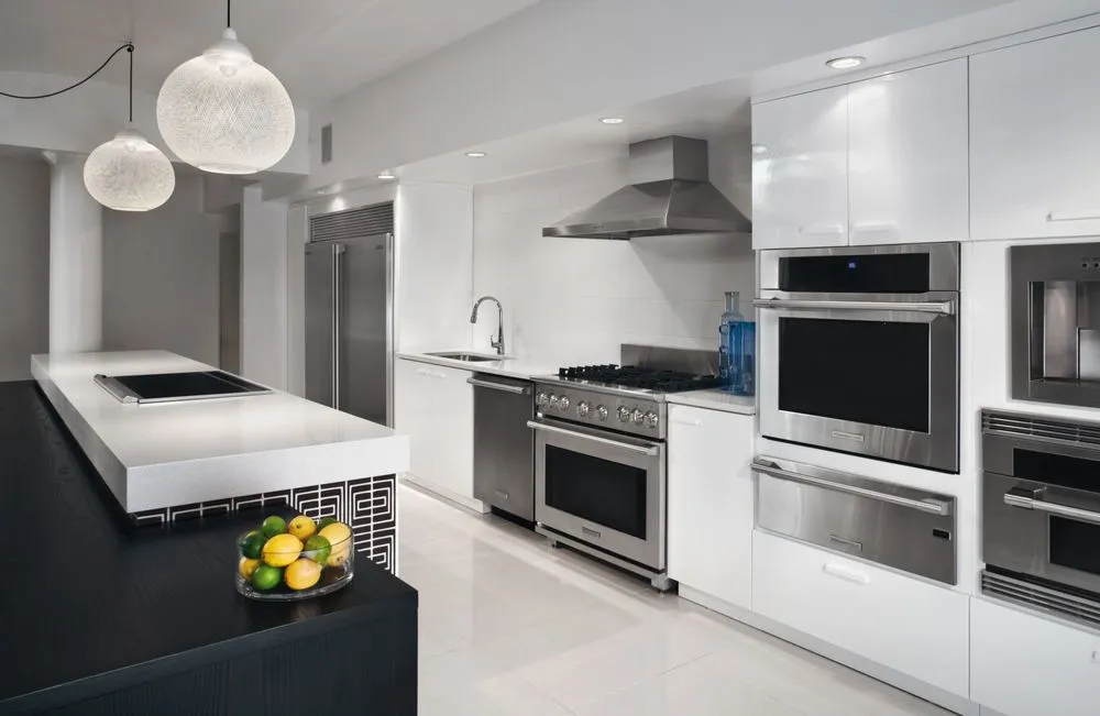 Slide of Universal Appliance And Kitchen Center