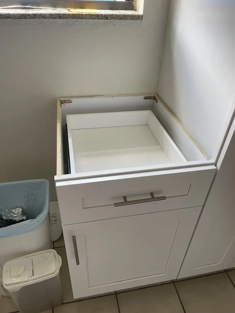 Slide of Universal Group