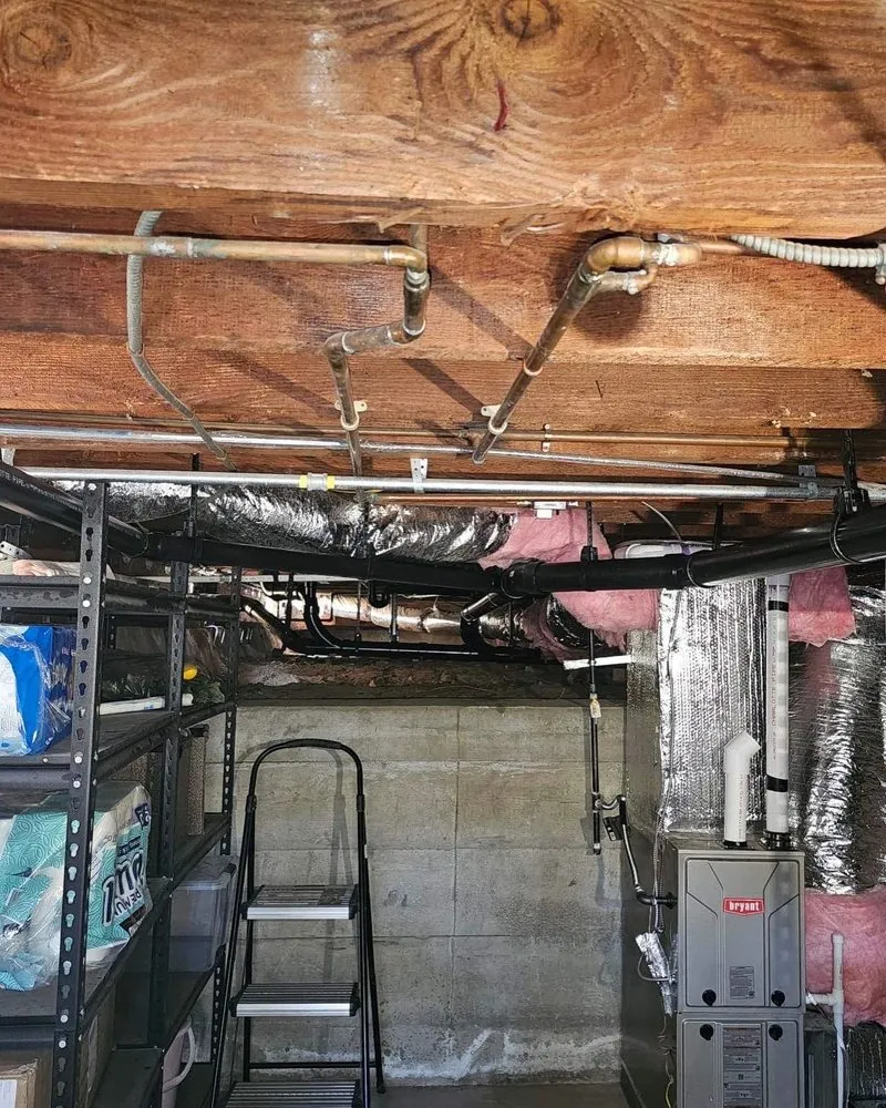 Slide of Universal Plumbing and Rooter