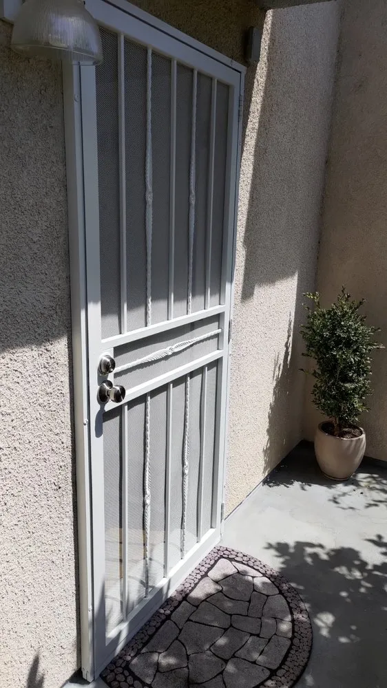 Slide of Unlimitek Handyman Services