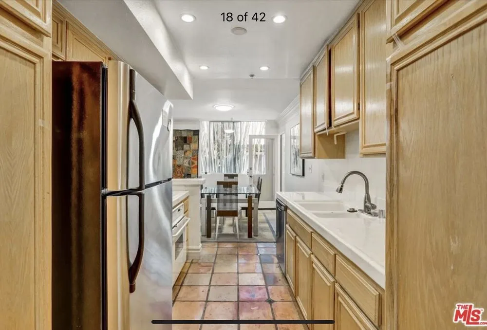 Slide of Uptown Water and Mold