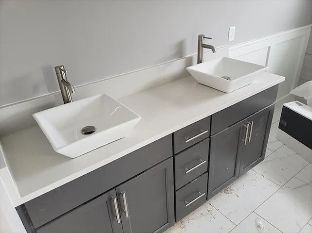 Slide of V & L Plumbing