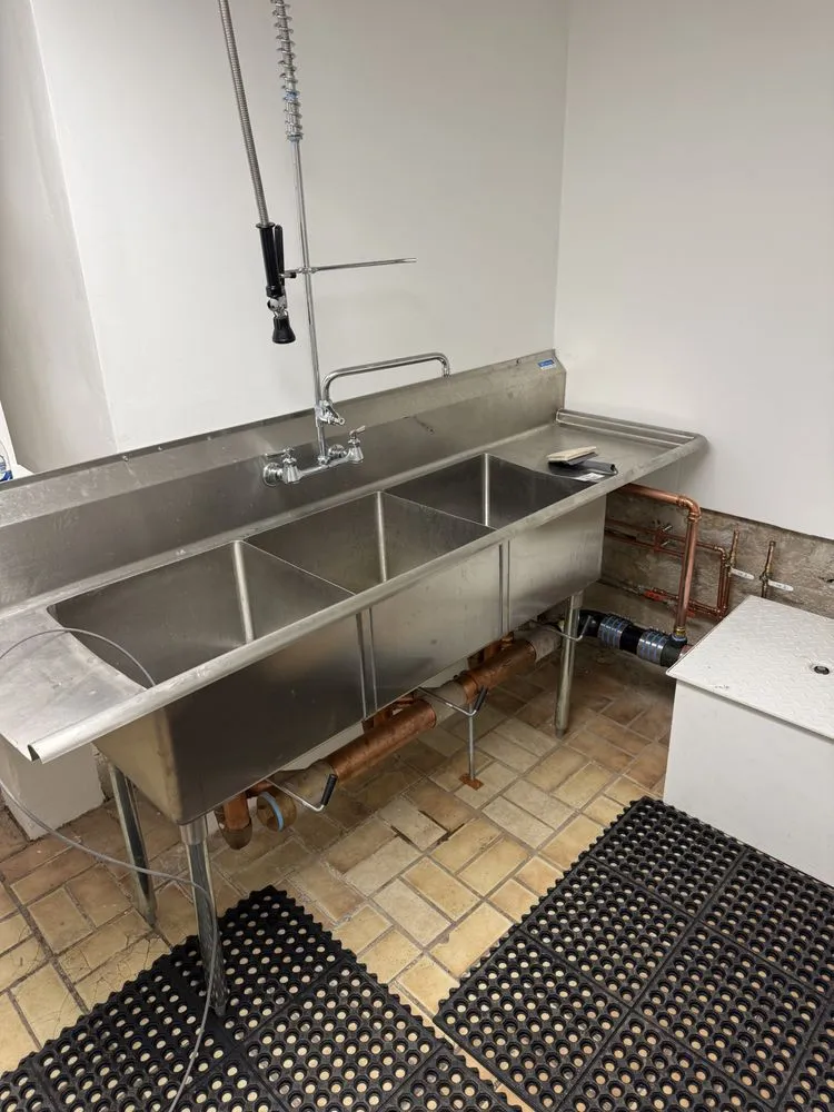 Slide of V & R Mechanical