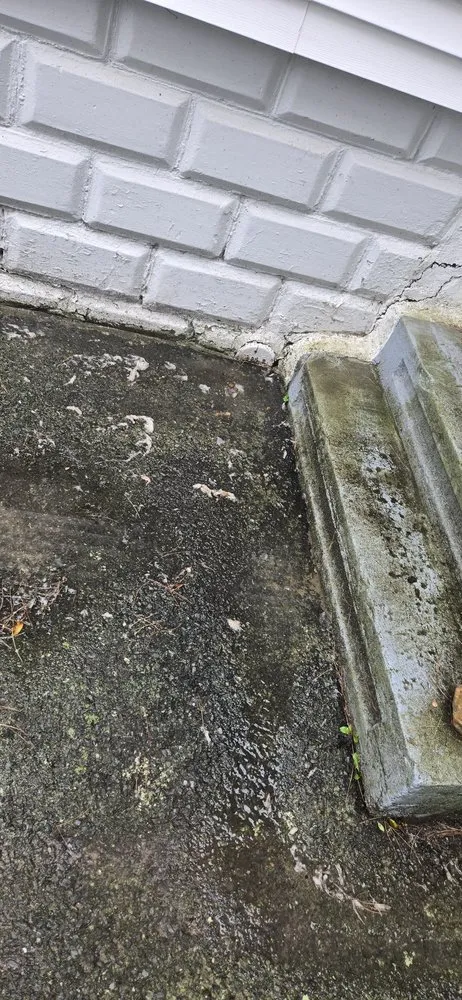 Slide of V & R Mechanical