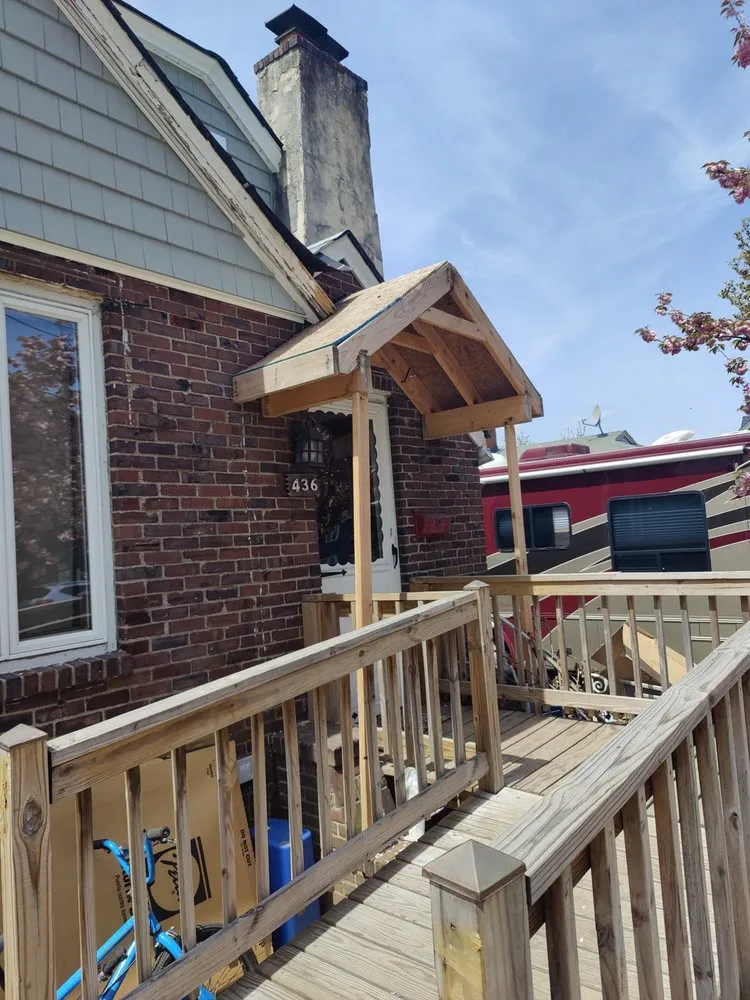 Slide of V and R Home Improvement