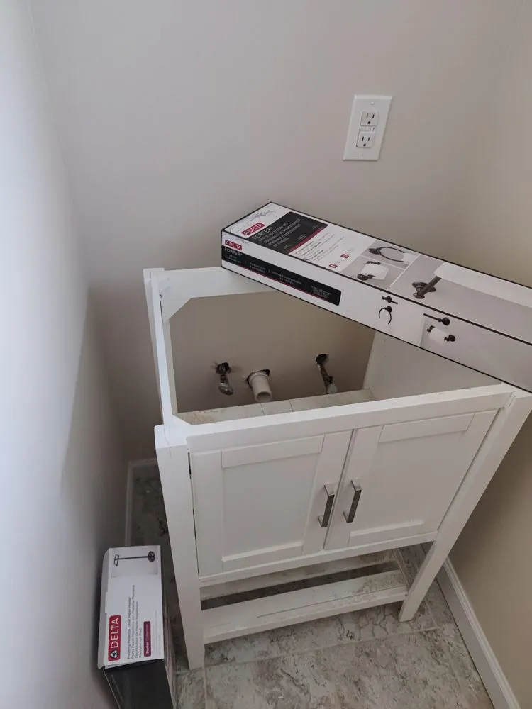 Slide of V and R Home Improvement