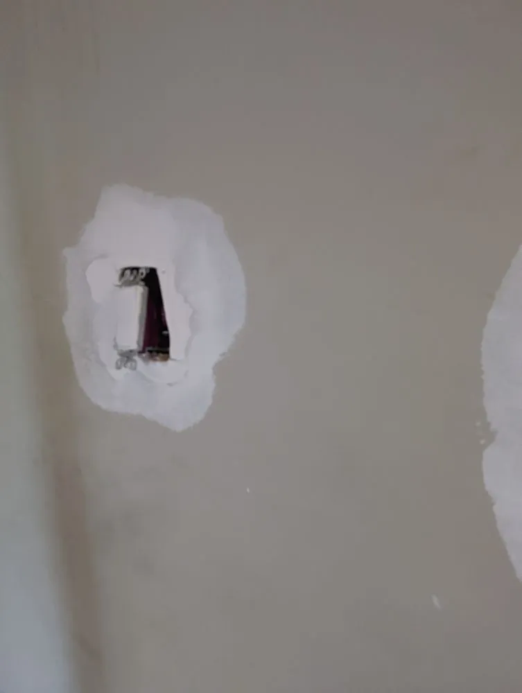 Slide of V and R Home Improvement