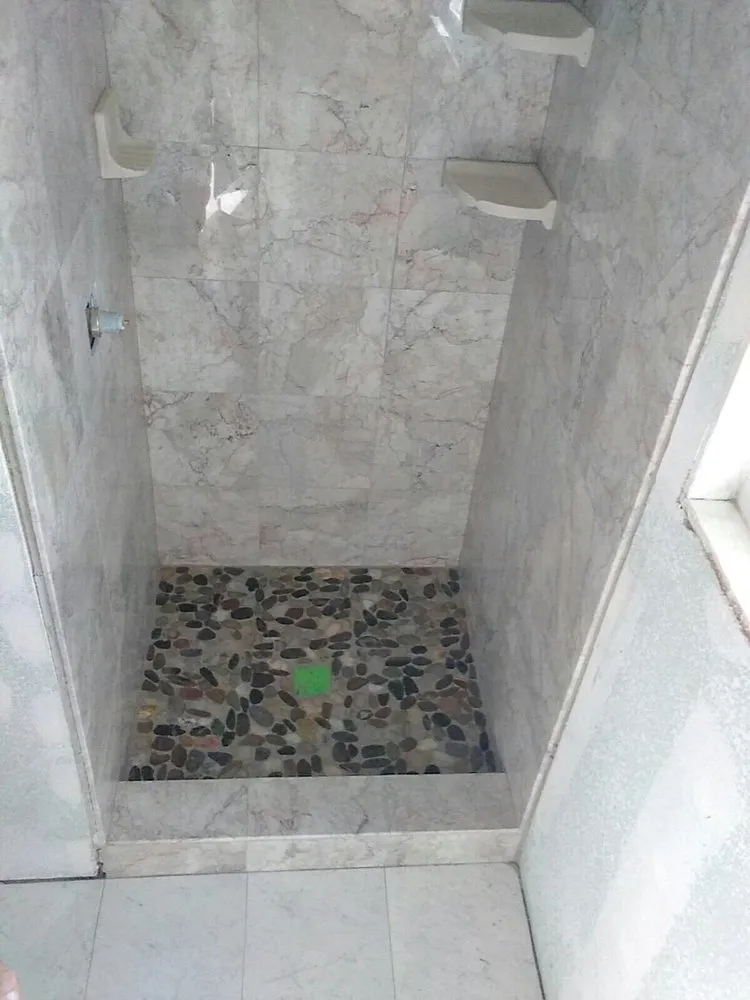 Slide of V&A Construction