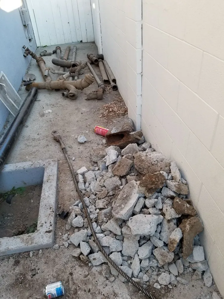 Slide of Valencia Plumbing