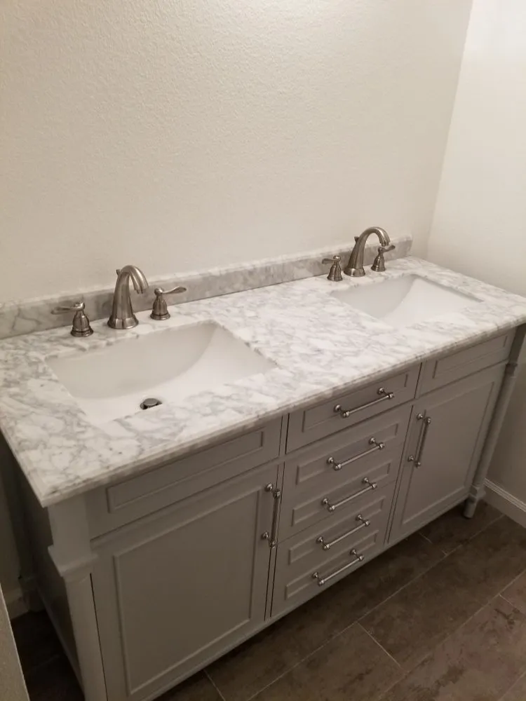 Slide of Valencia Plumbing