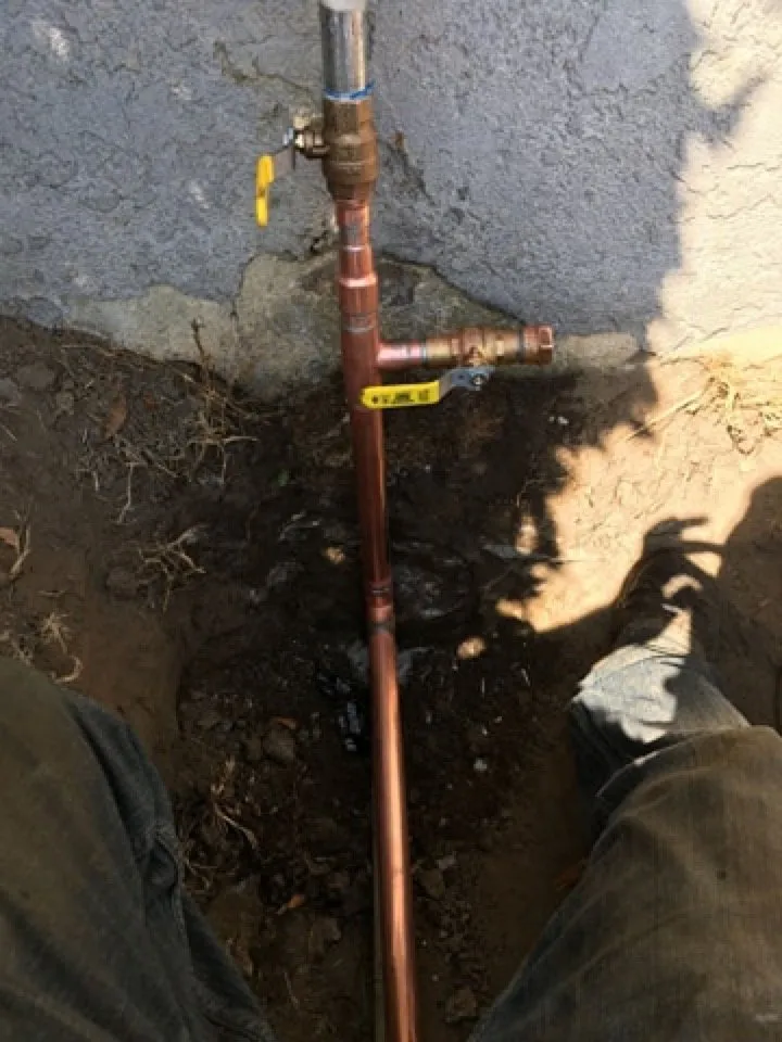 Professional plumbing repair experts serving Los Angeles, CA - Valencia's Plumbing