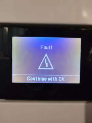 Vander Hyde Services Logo