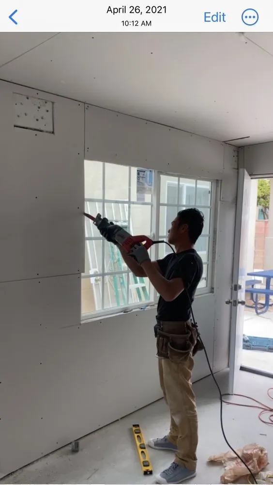 Slide of Vangela Construction