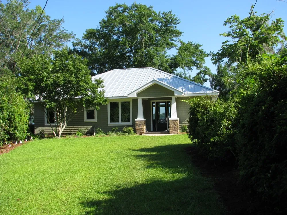 Slide of Vanguard North