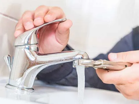 Slide of Vanguard Plumbing