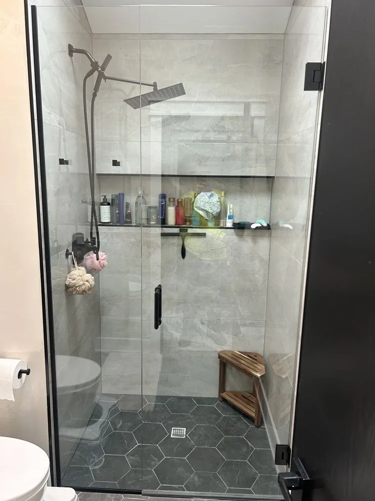 Slide of Vargas Construction & Remodeling