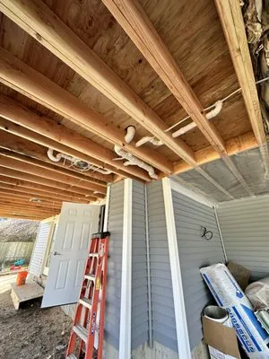 Vario Plumbing and Heating Logo