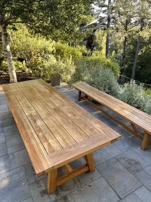 Vasquez Handyman Logo