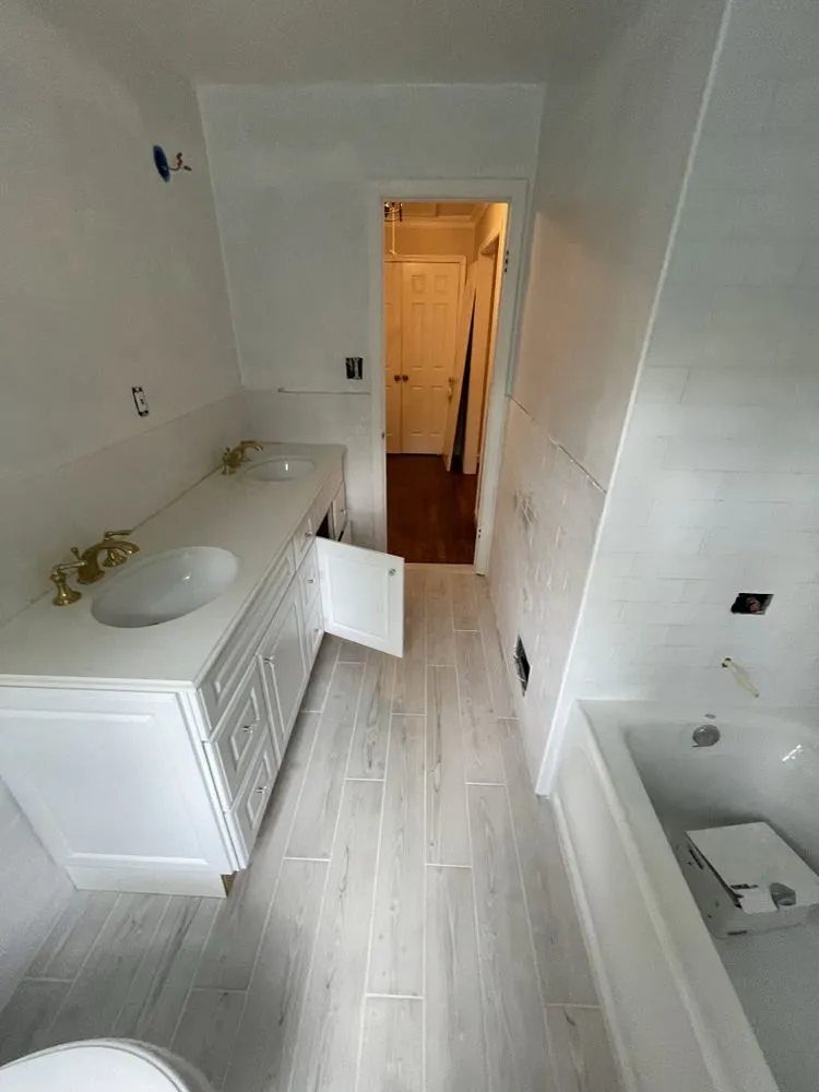 Slide of Vasquez Remodeling DMV