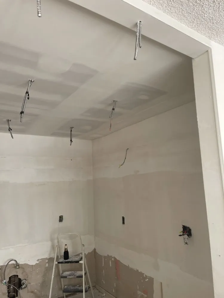 Slide of V&B Remodeling