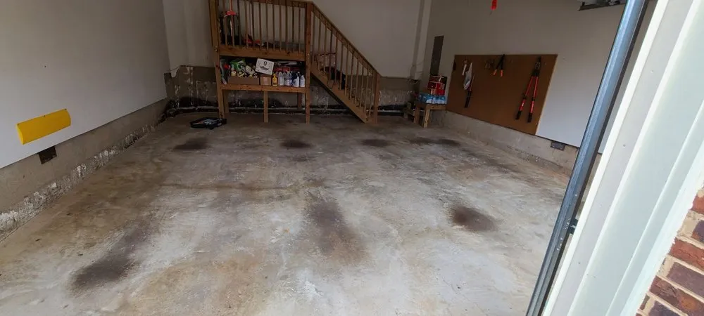 Slide of Velasquez services