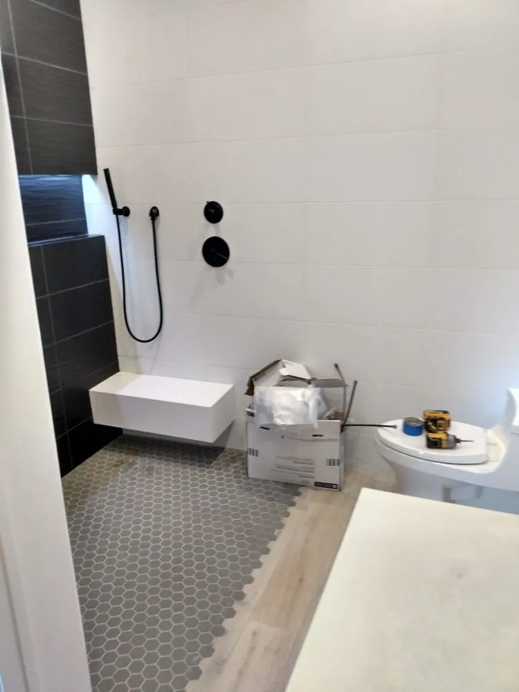 Slide of Veliz Remodeling