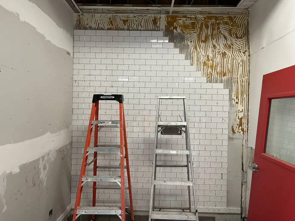 Slide of Veliz Remodeling