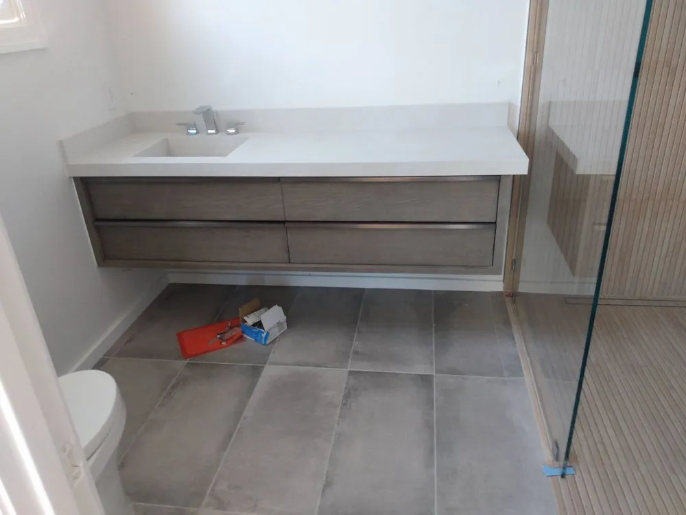 Slide of Veliz Remodeling