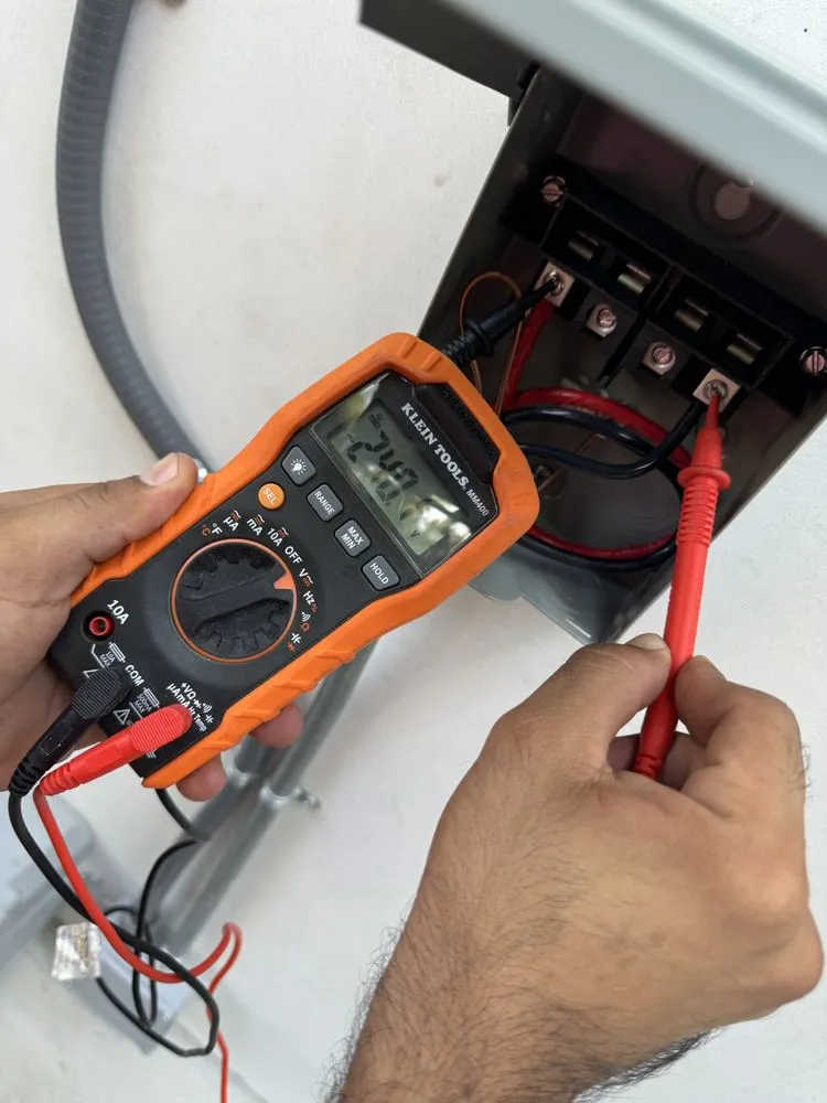 Professional pipe repair experts serving Reseda, CA - Velmor Construction