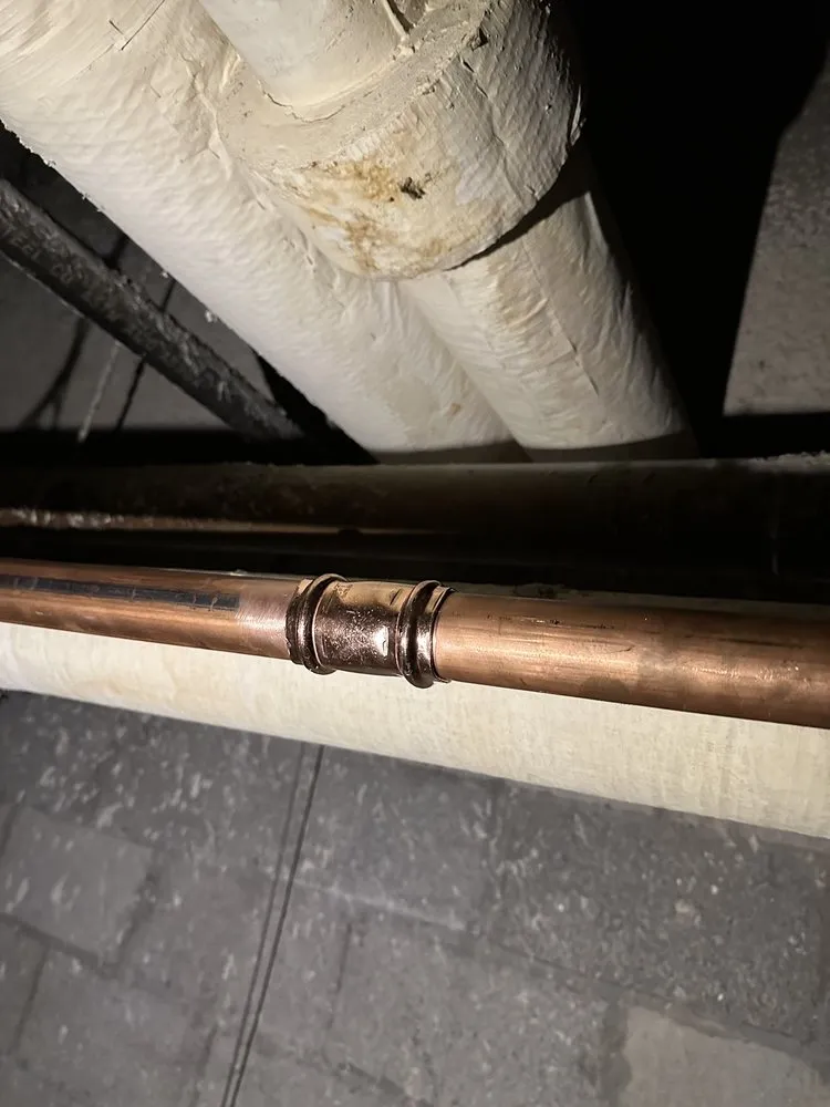 Slide of Venturas Rooter Plumbing