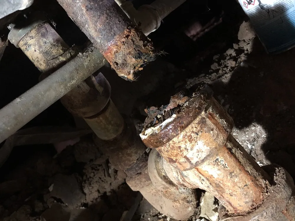 Slide of Venturas Rooter Plumbing